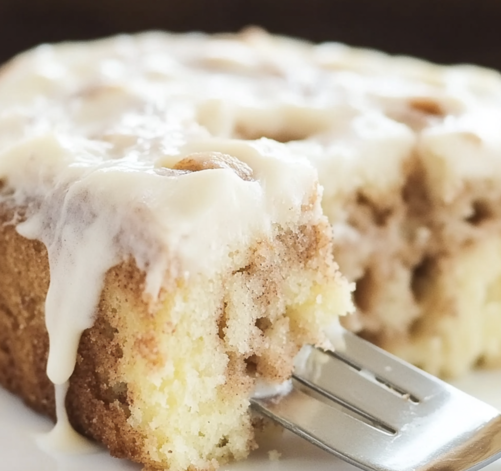 Cinnamon Roll Poke Cake - Clara quick dinners